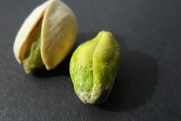 Weihnachts-Trio, Mandeln, Zimt und Pistanzen